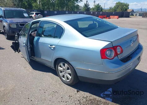2006 Volkswagen Passat 2.0T/Value Edition from USA, damaged, VIN WVWAK73C06P043024
